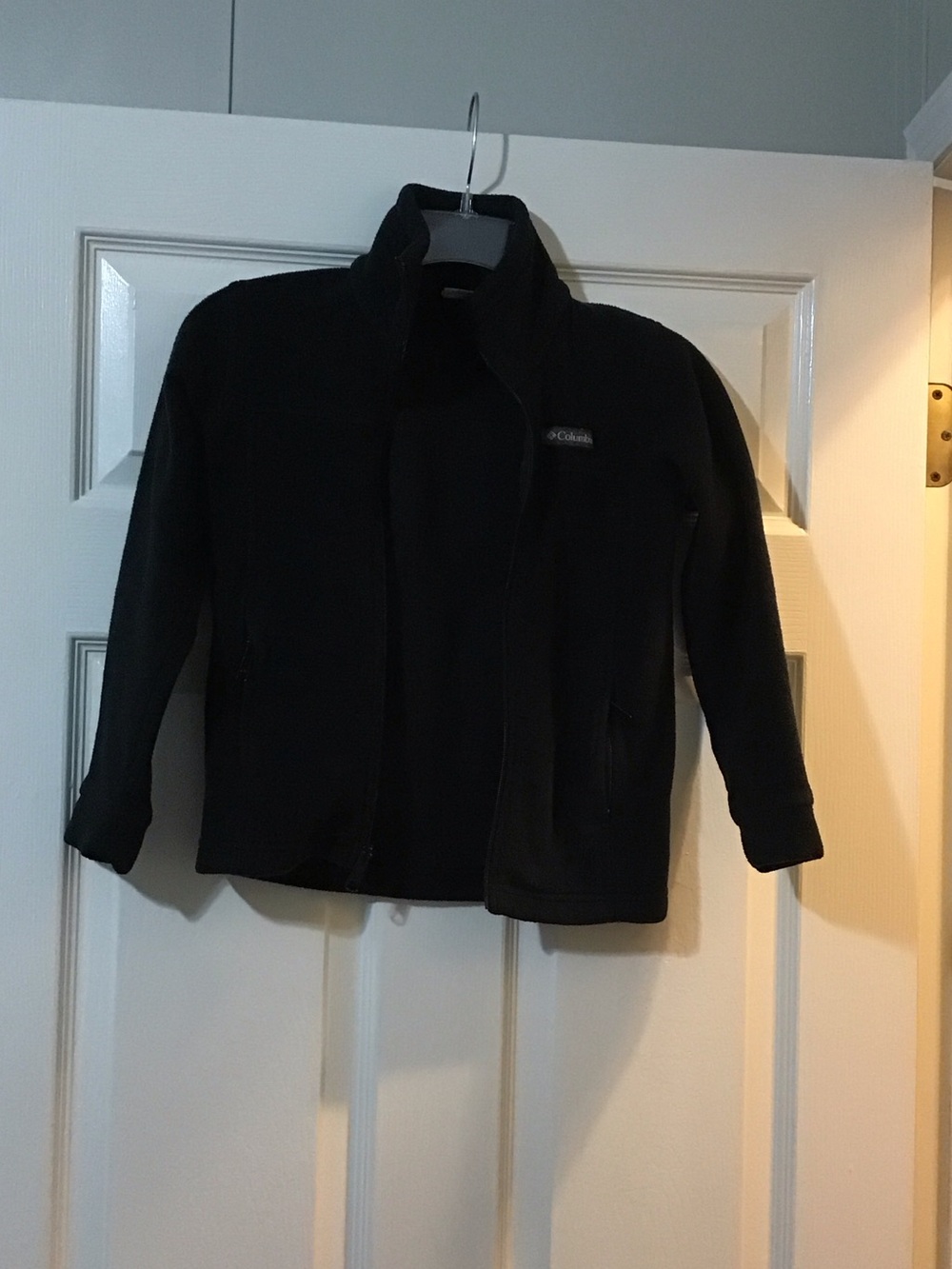 Columbia Kid’s Black Lightweight Fleece Jacket